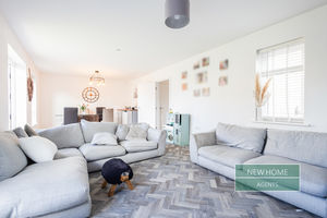 Photo 18- click for photo gallery